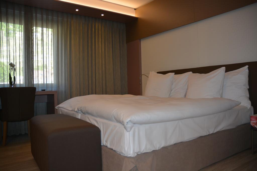 Hotel Forum Martigny Екстер'єр фото